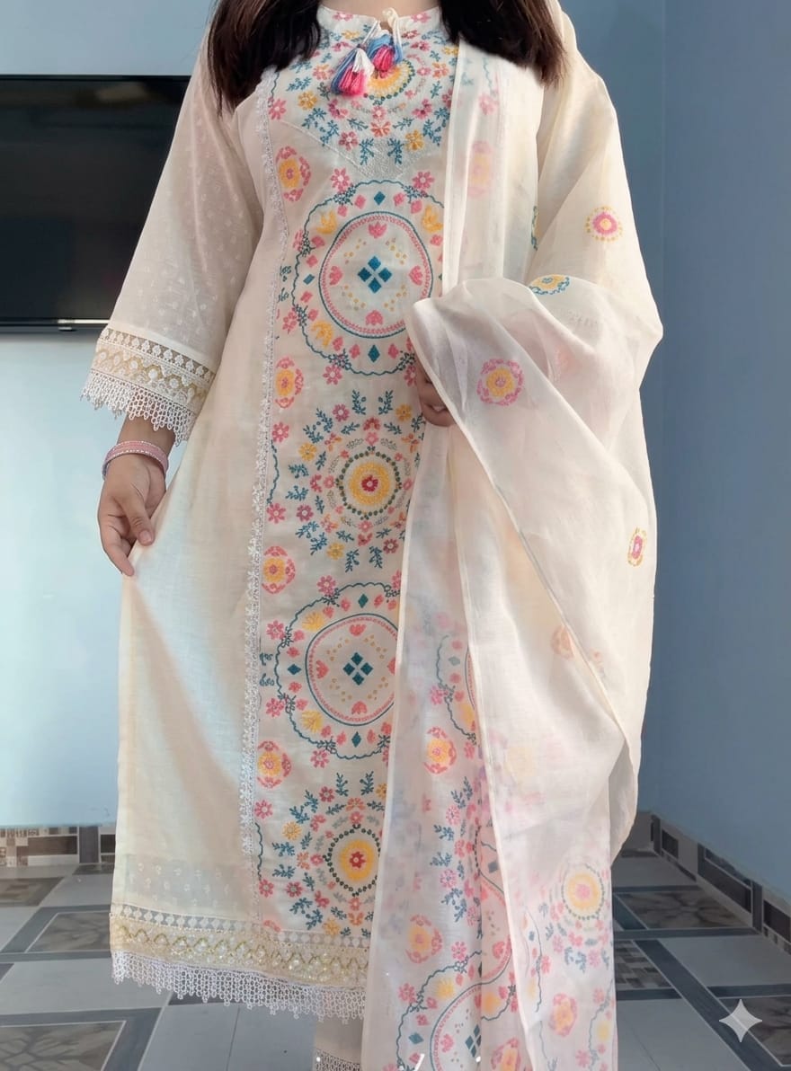 Special Embroidery Three Piece - Image 5